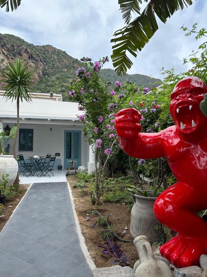 Art B&B Panarea Buitenkant foto