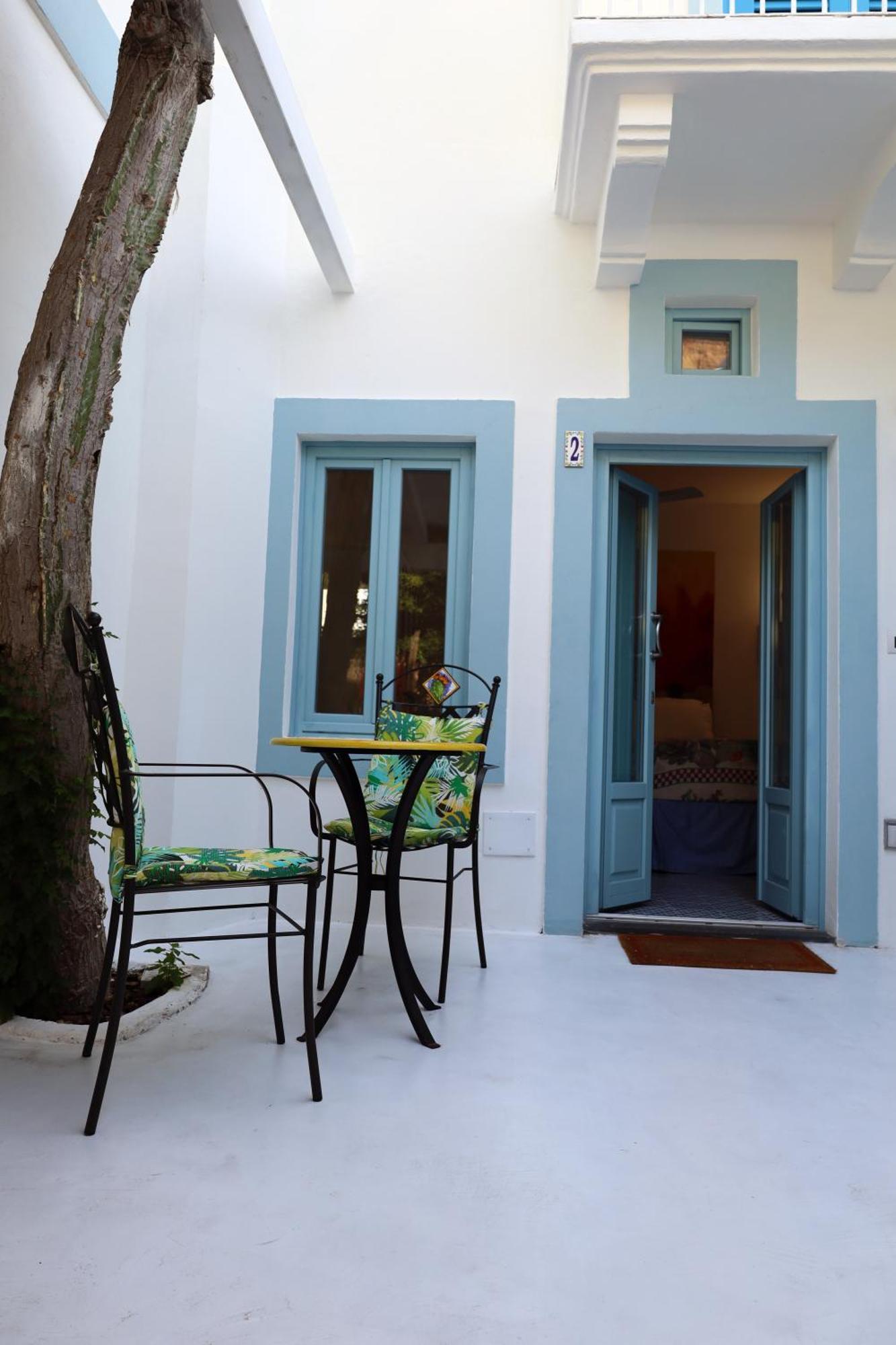 Art B&B Panarea Buitenkant foto