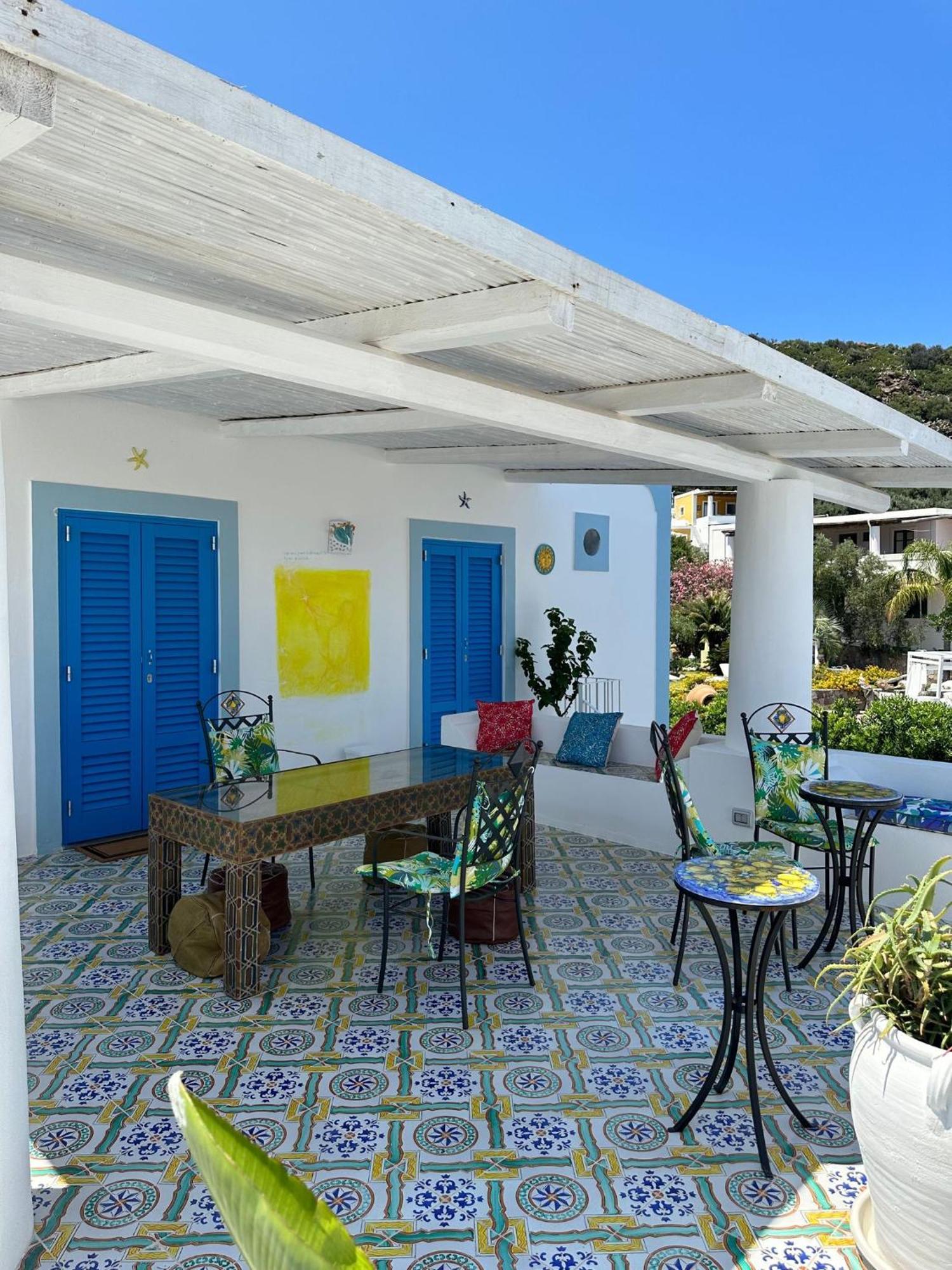 Art B&B Panarea Buitenkant foto
